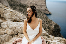 Laden Sie das Bild in den Galerie-Viewer, Coco Headpiece